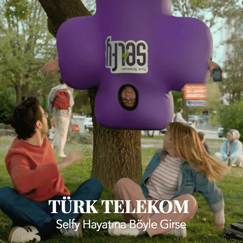 TT SELFY "HAYATINA BÖYLE GİRSE NE YAPABİLİRSİN Kİ?"